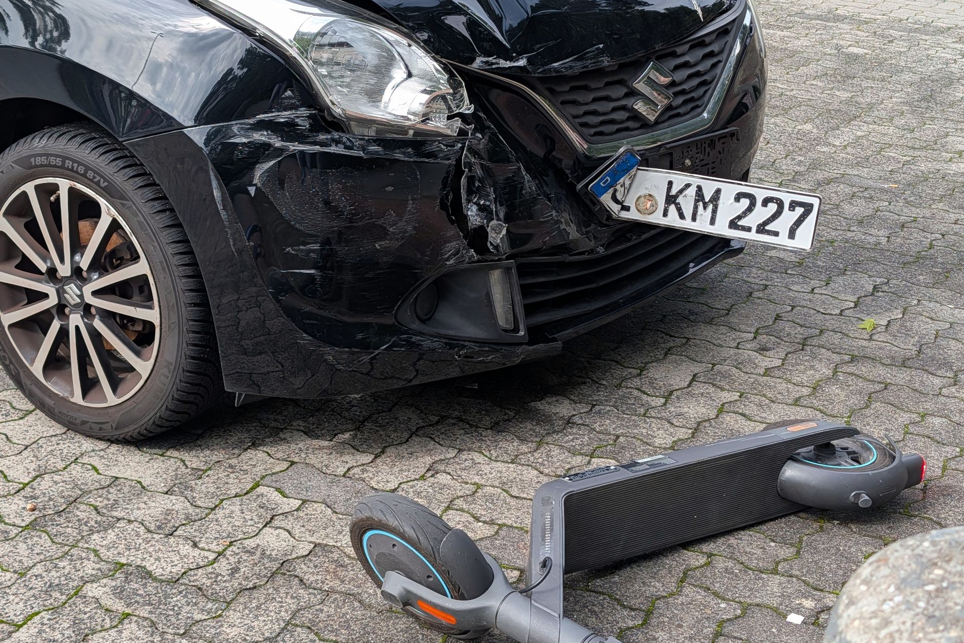 Odszkodowanie za wypadek samochodowy. Praktyczny poradnik krok po kroku