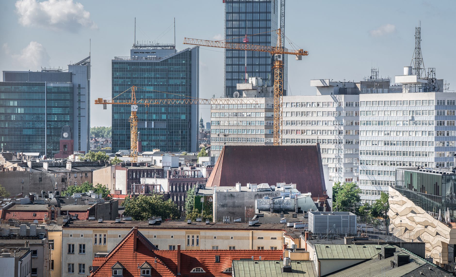 Budownictwo się zmienia! Od 20 września nowe reguły dla inwestorów i projektantów. Przewodnik